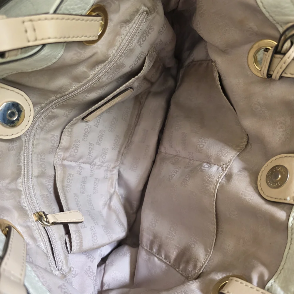 Michael Kors Gray and Cream Tote Bag Set - Picture 7 of 12